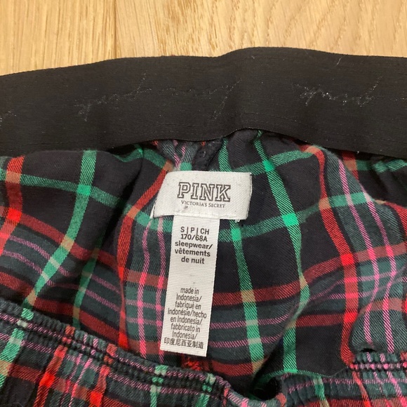 PINK VS Christmas pj shorts - Picture 4 of 4